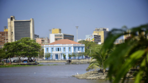 Emergencia química en Barlovento: 41 personas afectadas por inhalación de cloruro de metileno, entre ellas 27 niños