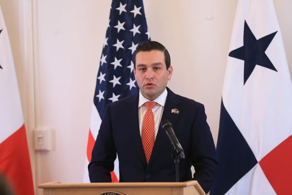"En Panamá hay democracia", dice embajador de EEUU tras críticas chinas por viaje a Taiwán - AlbertoNews