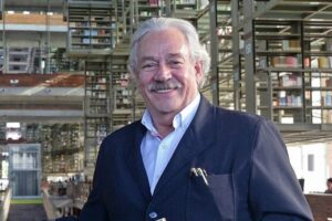 «Escritor integral, creador, maestro y lector apasionado» | europapress.es