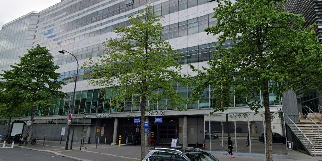 Evacúan la sede de France Télévisions tras recibir una amenaza de bomba
