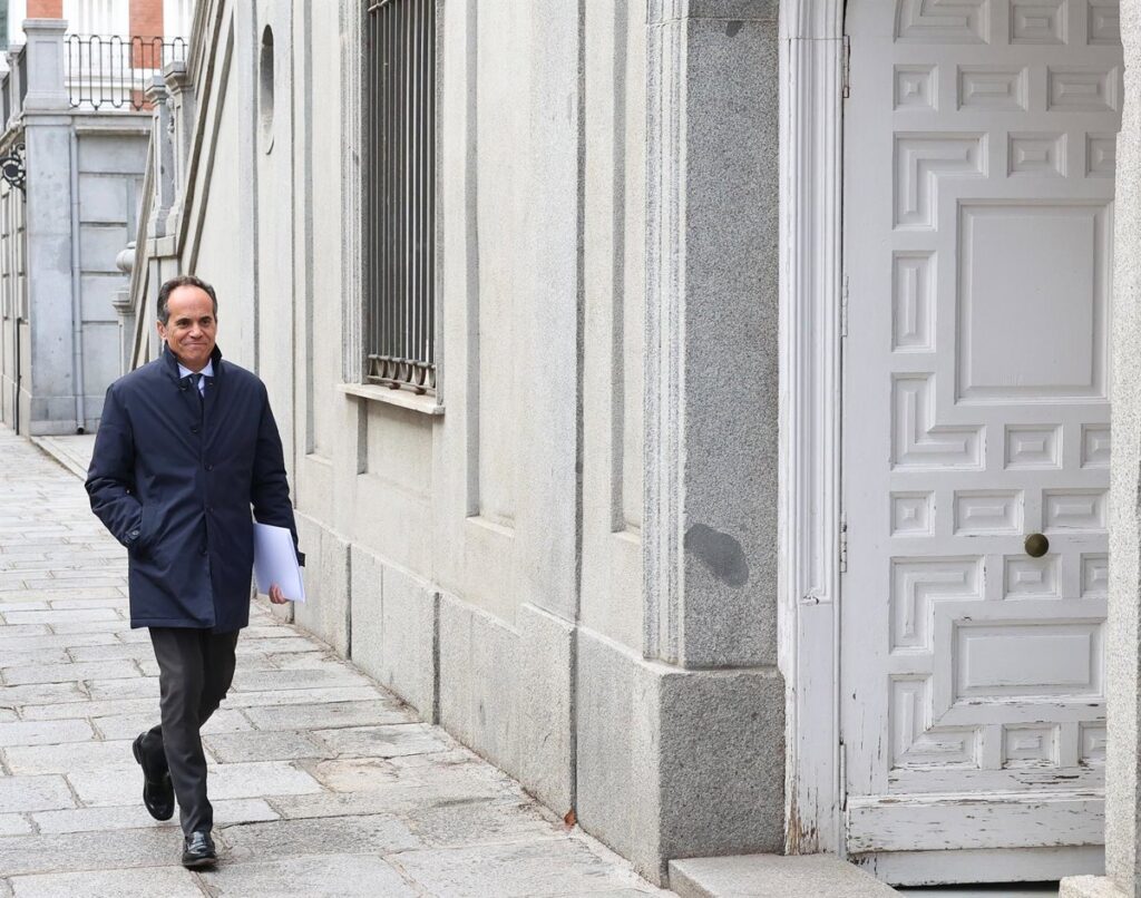 Exjefe de prensa de Moncloa niega haber dado órdenes a Fiscalía General para que filtrase información del novio de Ayuso
