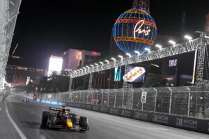 F1: El último asidero de Verstappen: la hazaña de Raikkonen en 2007 ante los McLaren | elmundo.es