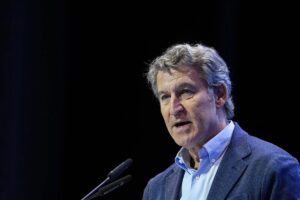 Feijóo acusa a Sánchez de «interferir» ante el Supremo al proclamar la inocencia del fiscal general en pleno juicio | europapress.es