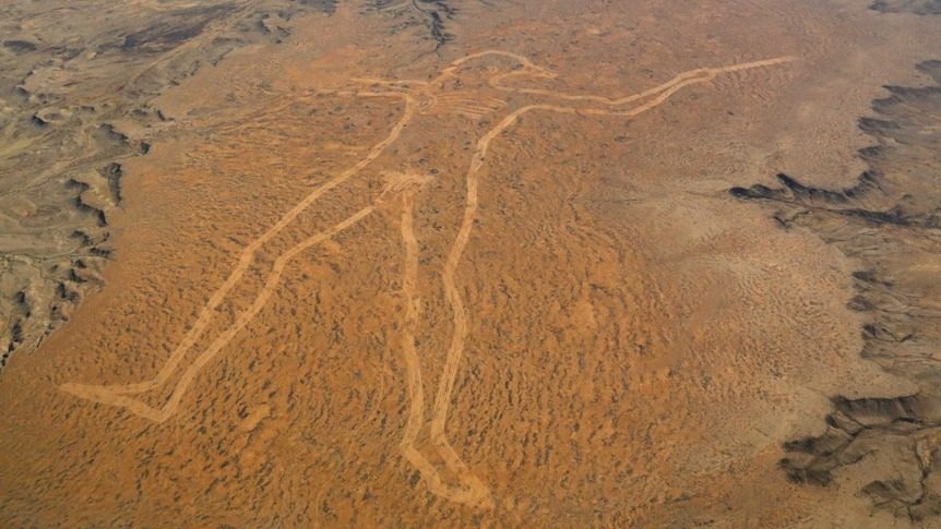 Figura de cuatro kilómetros apareció en el desierto australiano y 27 años después nadie sabe quién la hizo