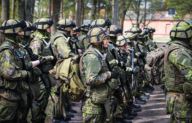 Finlandia inicia cuatro semanas de maniobras militares para adiestrar a 15.000 reclutas