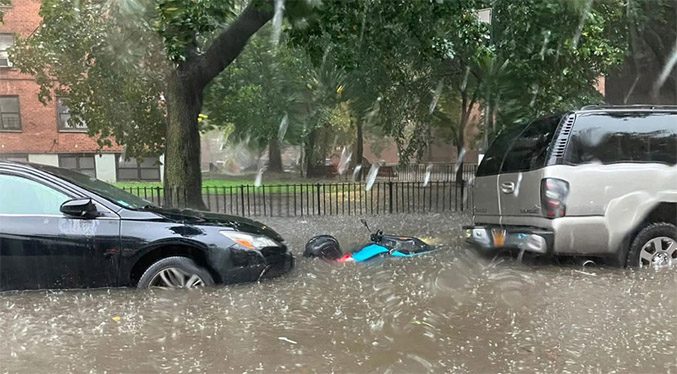 Fuerte tormenta deja dos muertos en Nueva York