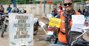 Funeraria anuncia convenio con asociación de motopiruetas – El Chigüire Bipolar