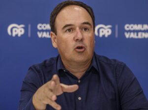 ‘Génova’ sopesa que Pérez Llorca tome las riendas del PPCV a principios de 2026 y pospone el congreso regional | europapress.es