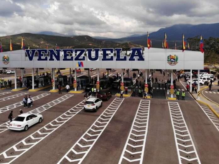 Frontera Venezuela Colombia, Bernal