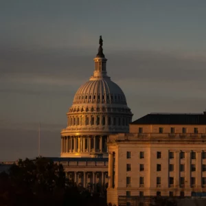 Gobierno Trump admite al Congreso que no puede justificar legalmente un ataque a Venezuela