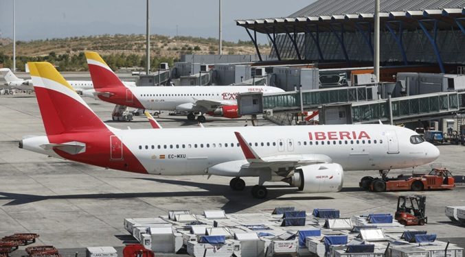 Gobierno de Venezuela revoca la concesión de varias aerolíneas