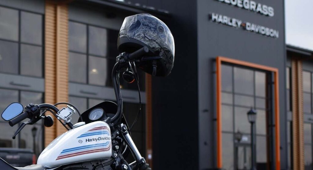 Harley-Davidson nunca había vendido tan pocas motos en la última década y va a adelantar su modelo low cost
