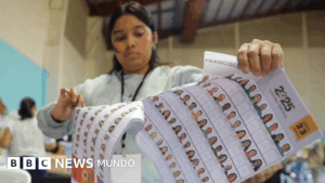 Honduras elige a un nuevo presidente en unas reñidas elecciones marcadas por las amenazas de Trump