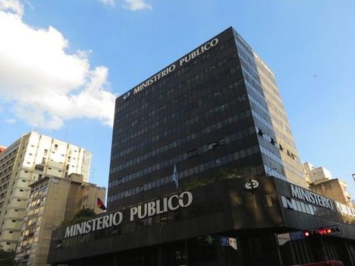 Imputada por homicidio frustrado tras atacar a su hijo