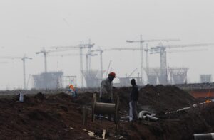 Inversión fija bruta de México cae 10.4 % en agosto