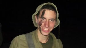 Israel recibió los restos de un soldado asesinado que los terroristas de Hamas mantenían como rehén desde 2014 – AlbertoNews
