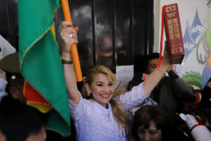 Jeanine Áñez es liberada tras cuatro años de cárcel por crisis de 2019 en Bolivia