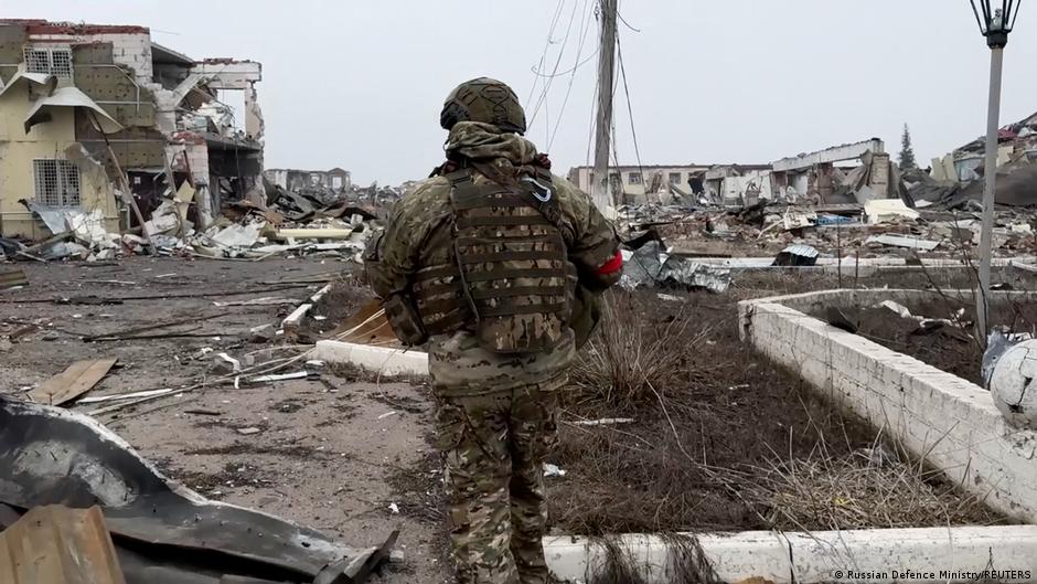 Kiev afirma que Rusia toma otras 3 poblaciones en Zaporiyia – DW – 12/11/2025