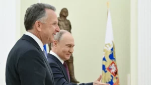  Kremlin confirma que enviado de Trump visitará Moscú próximamente