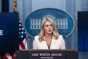 La Casa Blanca no descarta nueva fase en Venezuela y confirma que continuarán ataques aéreos contra narcoterroristas en el Caribe – AlbertoNews