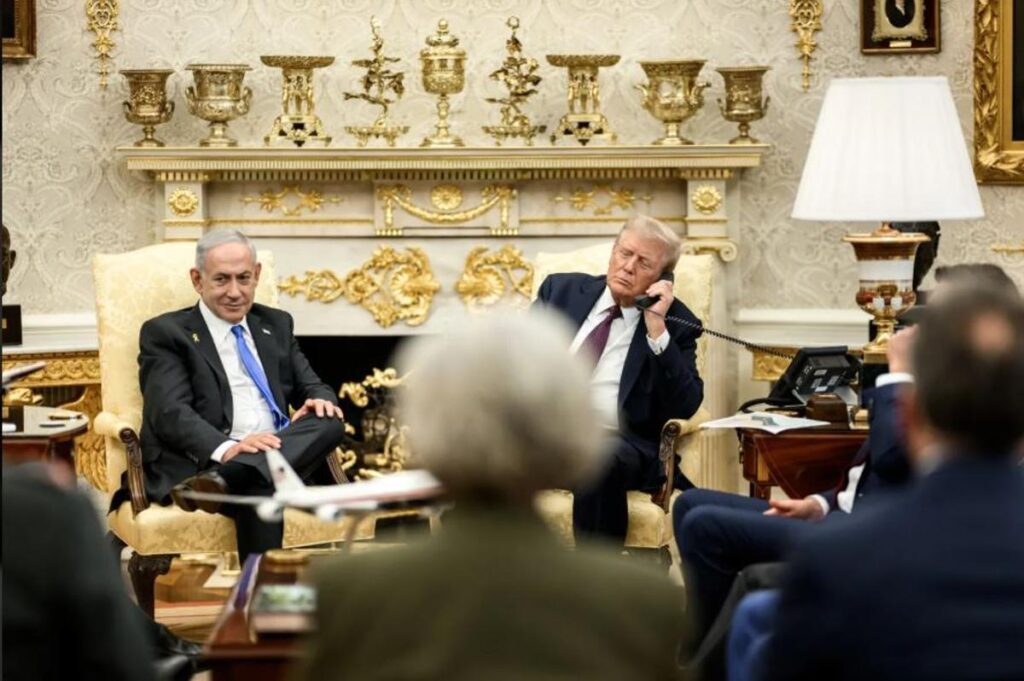 La Casa Blanca difunde fotos de la llamada de disculpa de Netanyahu a Qatar