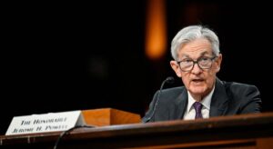 La Fed no logra calmar a los mercados con el fin del recorte del balance y los analistas ya esperan que compre bonos del Tesoro