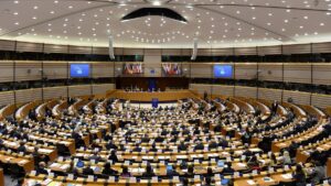 La UE creará una «bolsa de vacantes» para facilitar la contratación de migrantes antes de su llegada a la UE