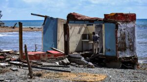 La UE envía 125 toneladas de ayuda por el huracán Melissa – DW – 08/11/2025