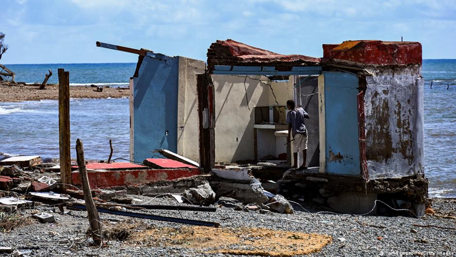 La UE envía 125 toneladas de ayuda por el huracán Melissa – DW – 08/11/2025