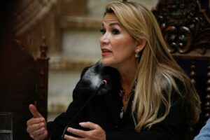 La expresidenta Áñez le desea «suerte» y «sabiduría» a Rodrigo Paz para gobernar Bolivia – AlbertoNews