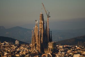 La iglesia más alta del mundo está en Barcelona: la Sagrada Familia marcó un nuevo hito en la arquitectura religiosa – AlbertoNews