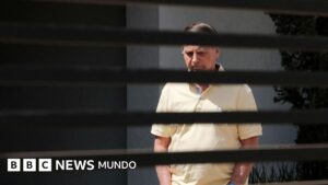 La policía brasileña detiene al expresidente Bolsonaro por riesgo de fuga tras meses de arresto domiciliario