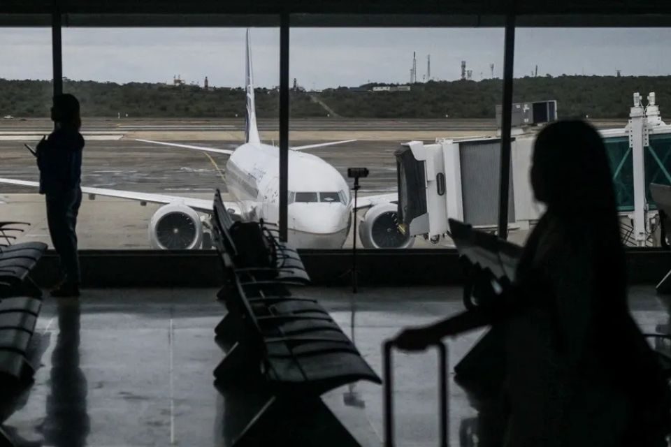 aerolíneas Laser y Estelar