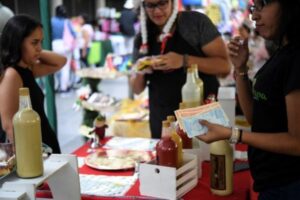 Licoreros ven sin optimismo el fin de año, porque el sector sigue «en contracción estructural»