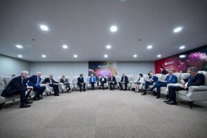 Líderes aliados de Ucrania rechazan parcialmente el plan de paz de Trump | europapress.es