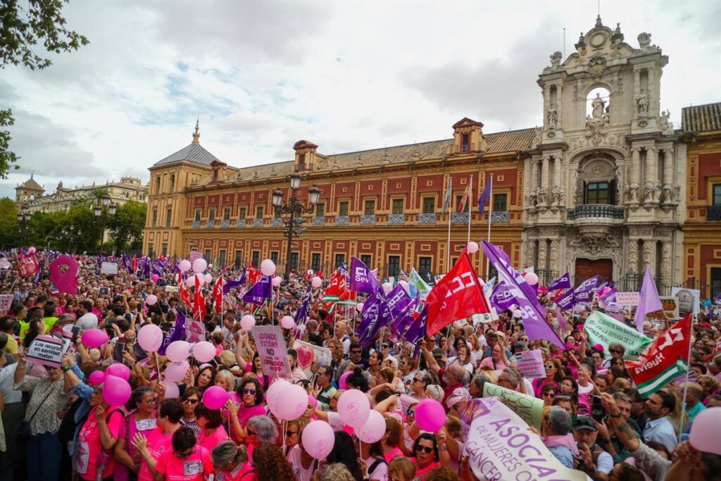 Los cribados y la "grave crisis" del SAS sacan este domingo a la calle a CCOO, UGT y Marea Blanca en las ocho provincias