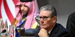 Los críticos a Starmer ya le buscan sustituto en su mayor crisis interna