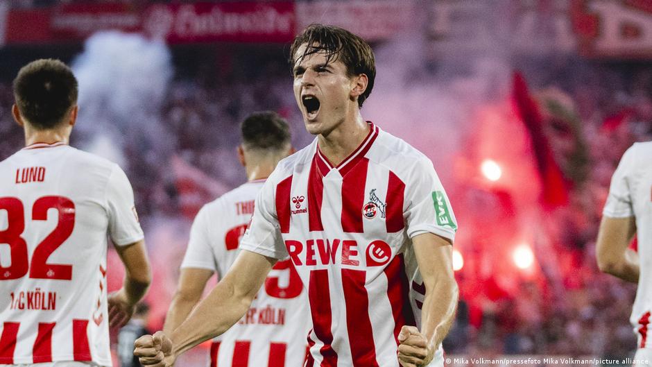 Los derbis del Rin sacuden la Bundesliga – DW – 07/11/2025