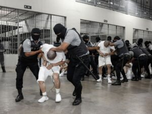 Los venezolanos fueron torturados en cárcel de El Salvador : IPS Agencia de Noticias