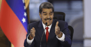 Maduro anuncia que no puede subirle el sueldo a los maestros porque tiene hacer su cumple en el Monumental – El Chigüire Bipolar