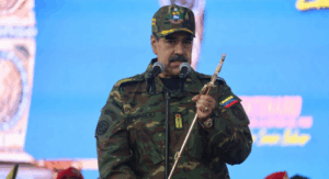 Maduro dijo que está prohibido fallar y pidió a funcionarios exigirse 10 veces más
