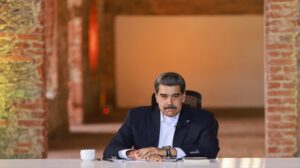 Maduro llama a la defensa de la paz regional en misiva a la CELAC