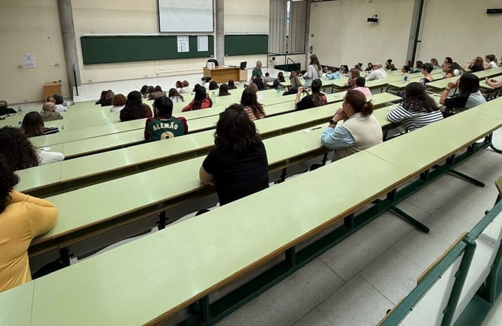 Más de 4.800 opositores se presentan este sábado a 1.000 plazas de funcionarios locales con validez nacional
