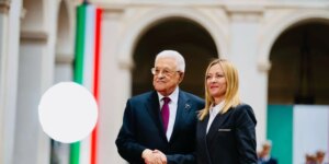 Meloni da su apoyo a Abás para un Estado palestino, pero sin Hamás en el poder
