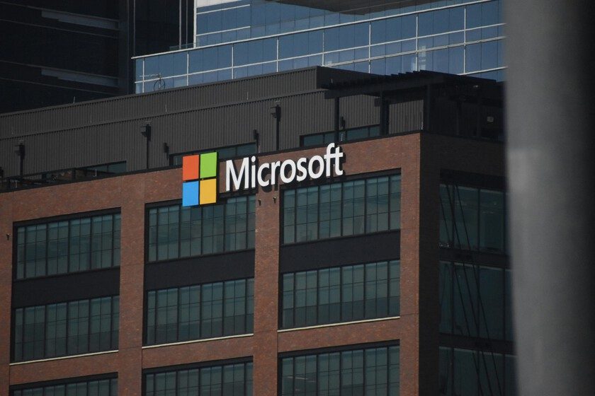 Microsoft tenía el negocio del siglo en sus manos. Una pausa de un año y medio se lo dio en bandeja a uno de sus rivales