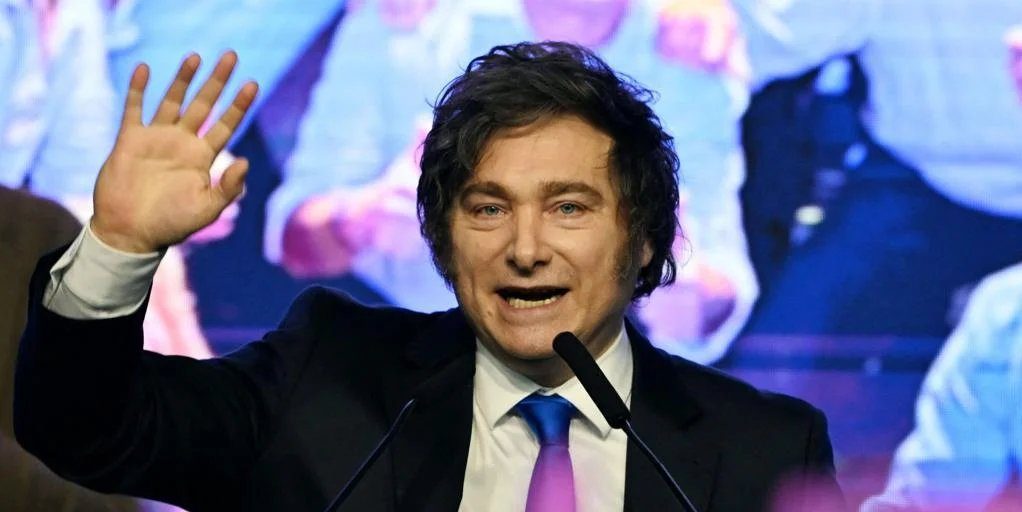 Milei nombra a un militar como ministro de Defensa por primera vez desde el fin de la dictadura