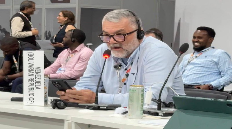 Ministro Molina plantea diálogo abierto para financiamiento climático inclusivo