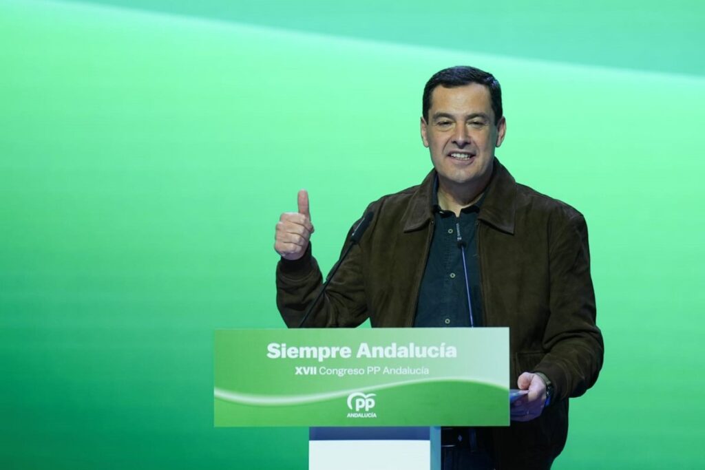 Moreno anima al PP-A a "defender sin complejos" que es el partido que "más cuida los servicios públicos"