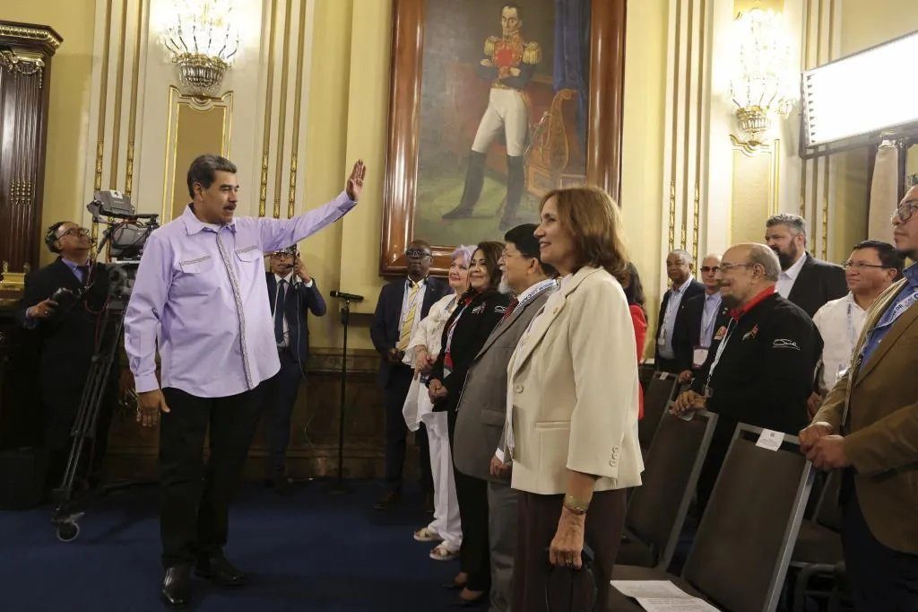 Moscú desembarca en la crisis del Caribe en apoyo de su aliado Maduro