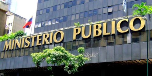 Mp imputa a hombre por grabarse desnudo y deambular en áreas comunes de conjunto residencial